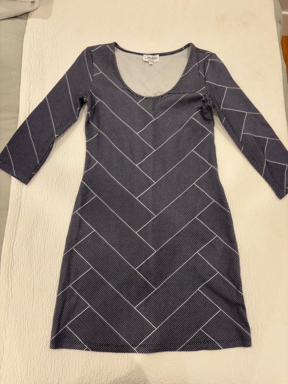 Amy Matto Navy & White 3/4 Sleeve Sheath Dress